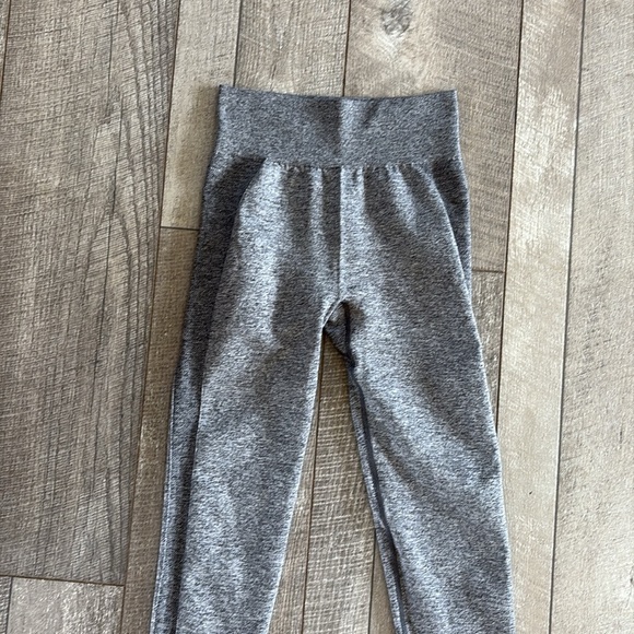 Gymshark Size Small Grey High-Waisted Athletic Leggings - Picture 4 of 6